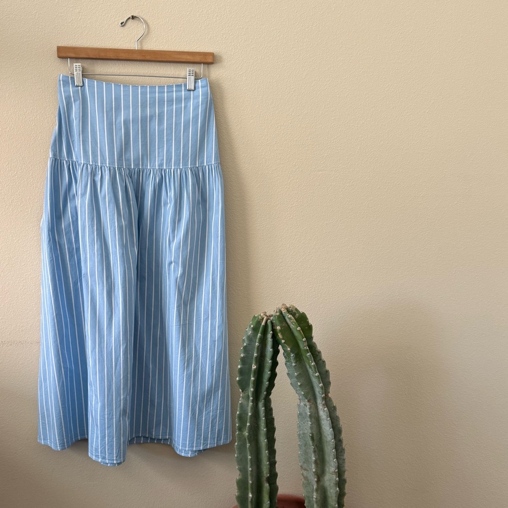 Kenneth Cole Light Blue Striped A-Line Skirt